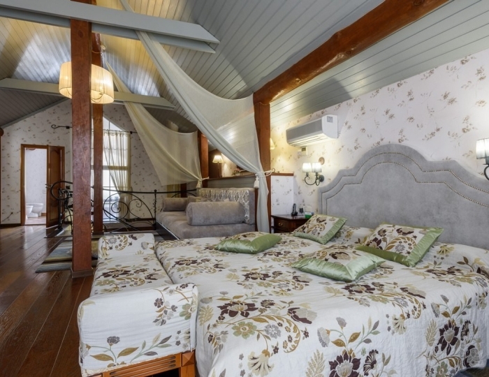 Люкс дуплекс 4* в Эко-отеле «ЭХО» - Санаторий «Россия» Белокуриха